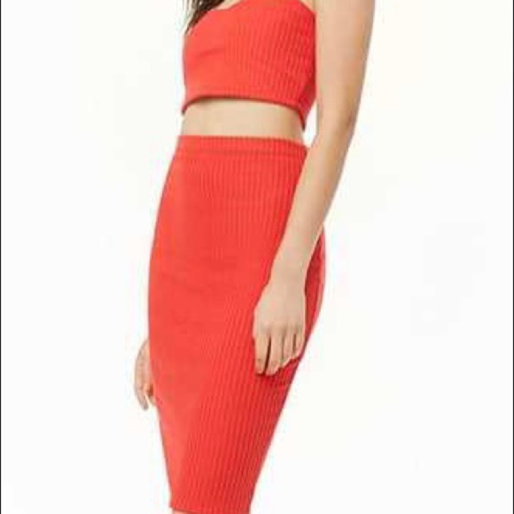 Forever 21 red body-con 2 piece set ❤️